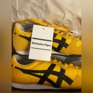 Onitsuka Tiger Serrano by Asics Womens/Men's Yellow and Black Sneakers NOB